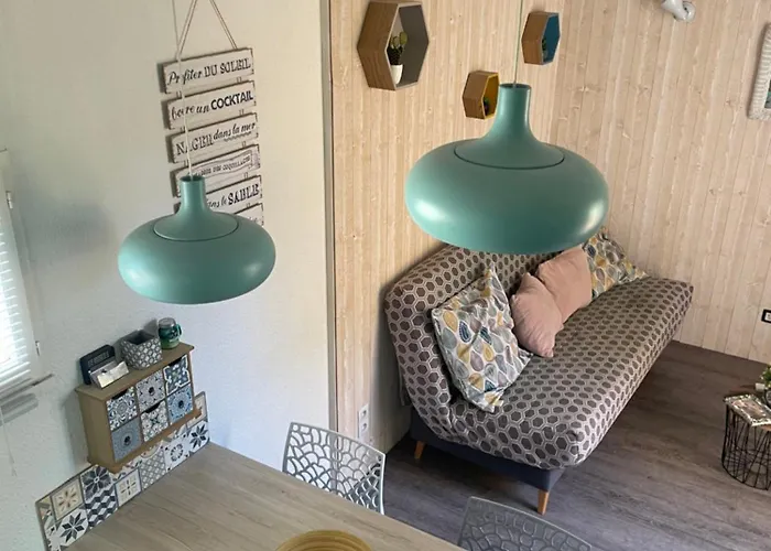 émeraude -parking-clim Appartement *