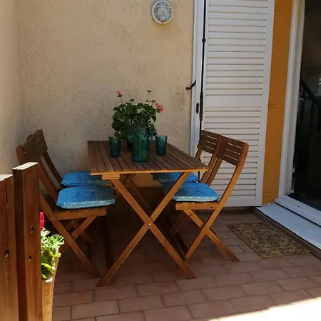 Emeraude -parking- Clim - Pinede - Proche Village Naturiste * Agde