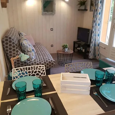 Emeraude -parking- Clim - Pinede - Proche Village Naturiste *