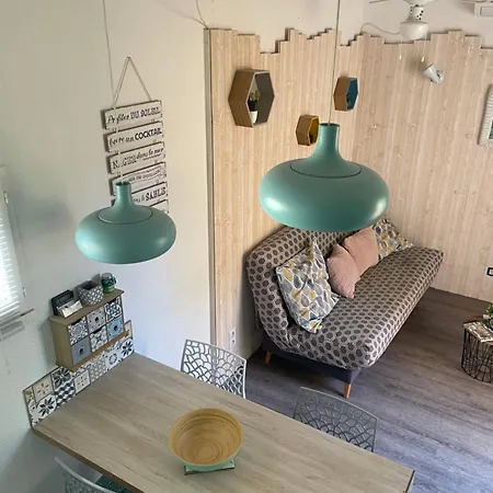 Emeraude -parking- Clim - Pinede - Proche Village Naturiste Apartment *
