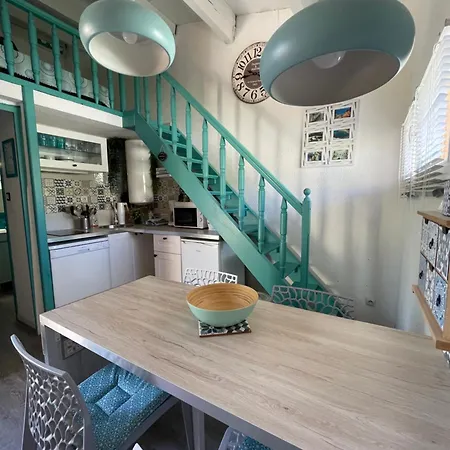 Emeraude -parking- Clim - Pinede - Proche Village Naturiste Apartment *