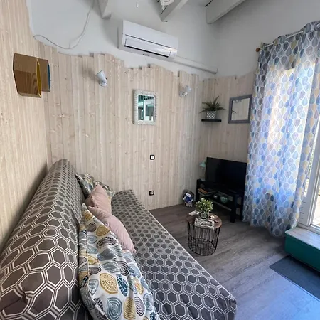 Emeraude -parking- Clim - Pinede - Proche Village Naturiste Apartment